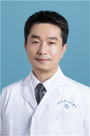 李臻