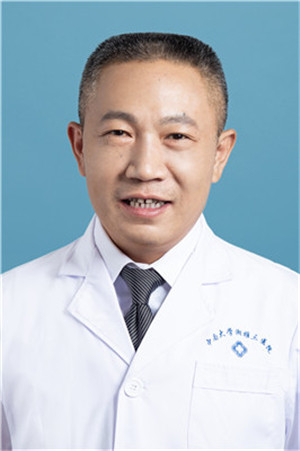 李万猛