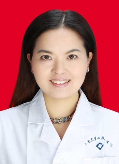 李巧燕